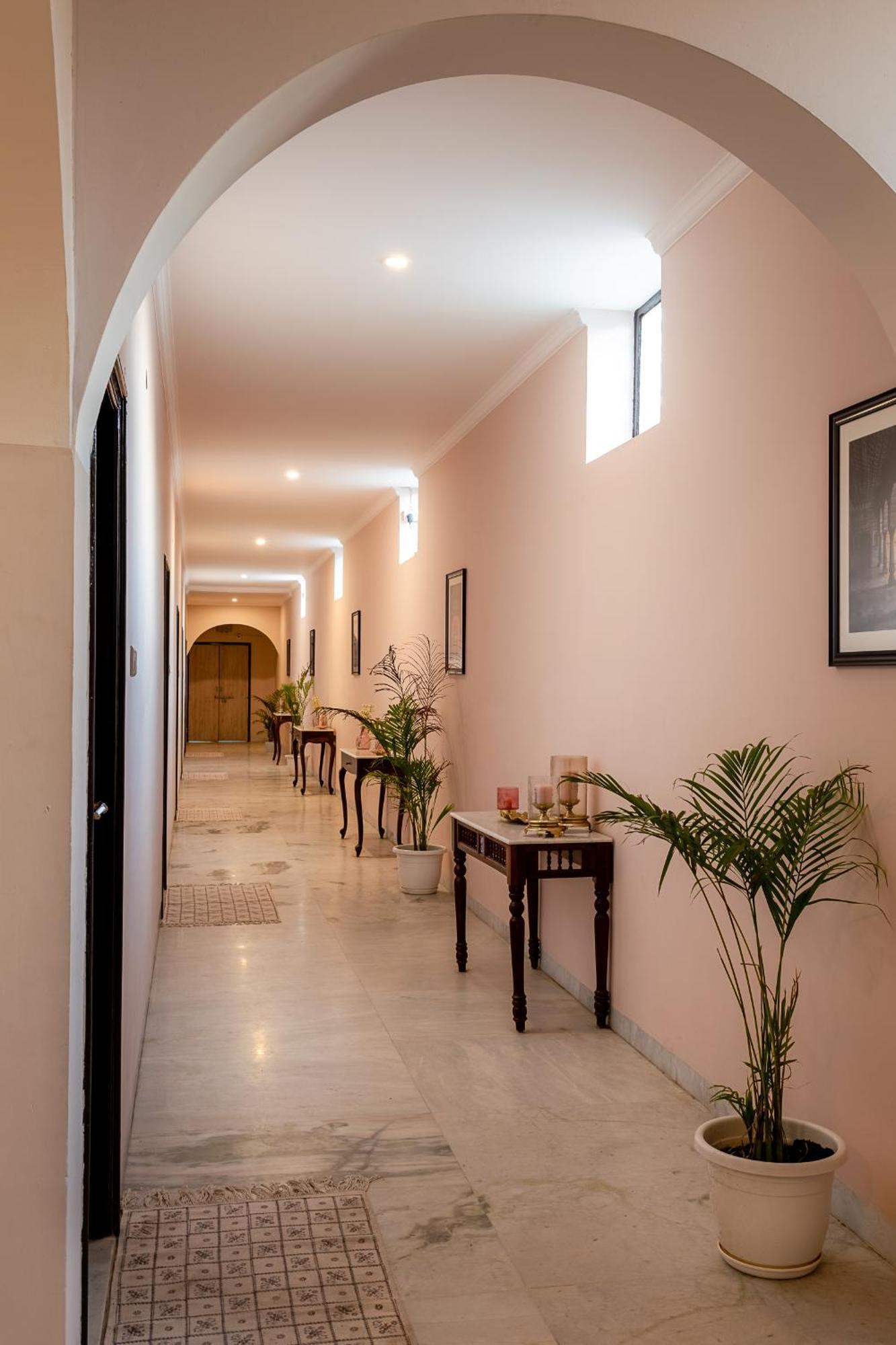 Nine Palms Resort Jaipur Ngoại thất bức ảnh