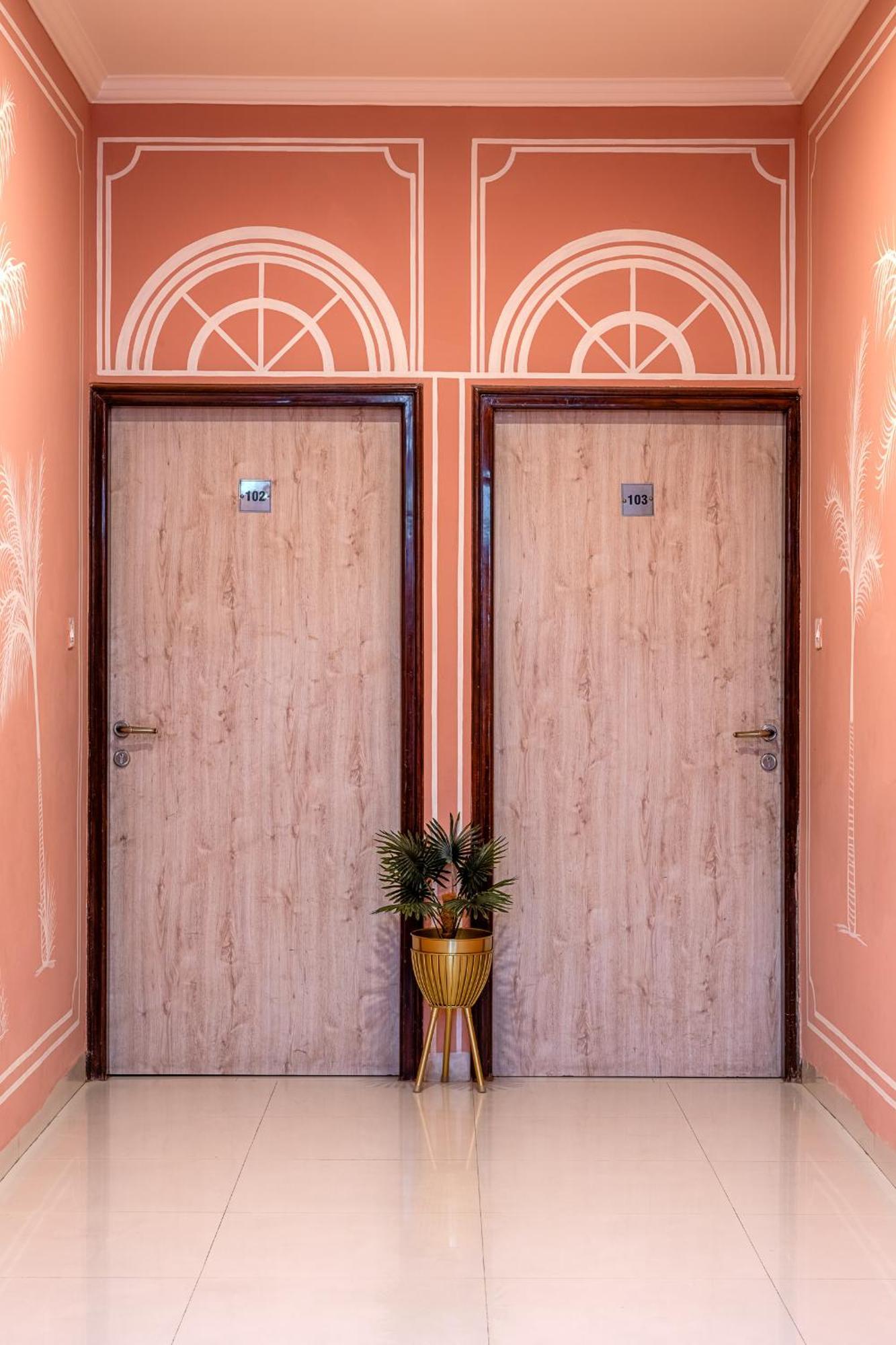 Nine Palms Resort Jaipur Ngoại thất bức ảnh